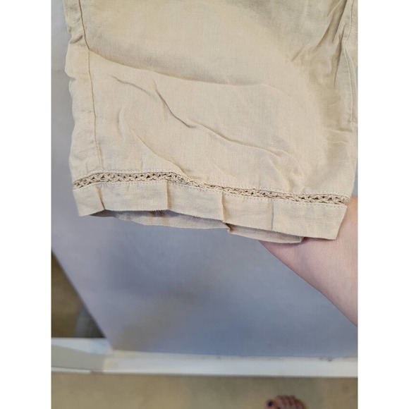 NWOT Emily Daniel's Women's Stone With Faggoting Capris Size L - Picture 1 of 5